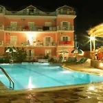 Amoudi Studios Apartments Hotel 4* אמודי