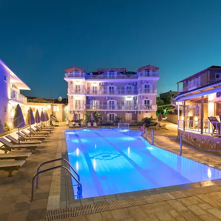 Amoudi Studios Apartments Hotel 4* Amoudi