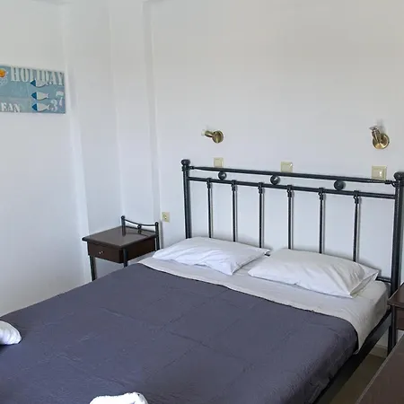 Amoudi Studios Apartments Hotel 3* Amoudi
