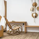 Amoudi Studios Apartments Hotel