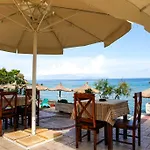 Amoudi Studios Apartments Hotel Lägenhetshotell