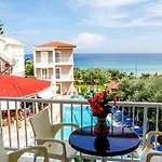 Amoudi Studios Apartments Hotel Lägenhetshotell 4*