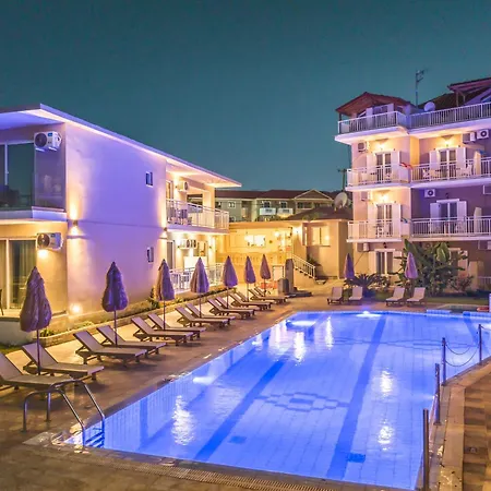 Amoudi Studios Apartments Hotel 4*