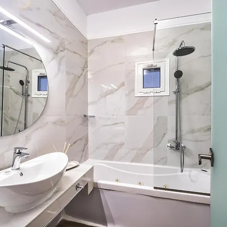 Amoudi Studios Apartments Hotel 4* Ammoudi