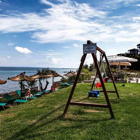 Апарт-отель Amoudi Studios Apartments Hotel Амуди