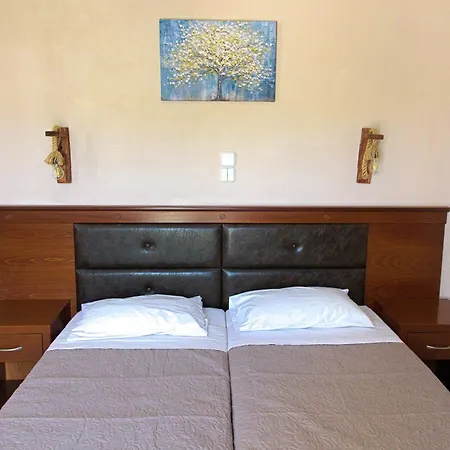 Amoudi Studios Apartments Hotel 3* Amoudi