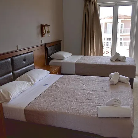 Aparthotel Amoudi Studios Apartments Hotel