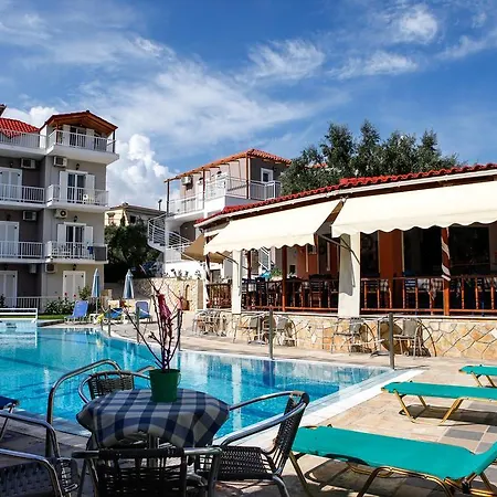 Апарт-отель Amoudi Studios Apartments Hotel 4*