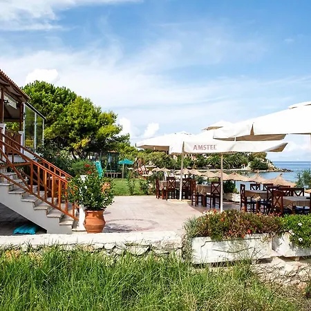 Amoudi Studios Apartments Hotel Апарт-отель Амуди