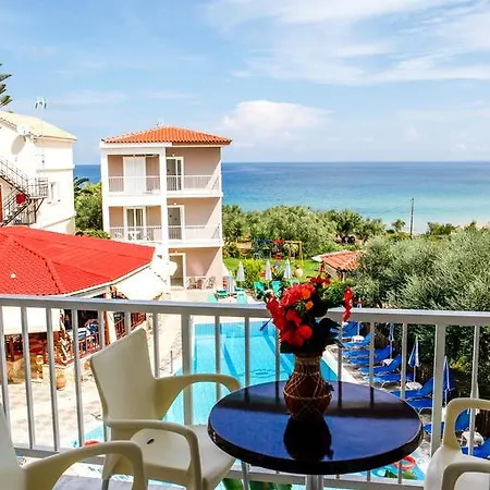 Amoudi Studios Apartments Hotel Aparthotel 4*
